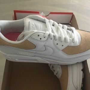 New Men’s Nike Air Max 90 size 10